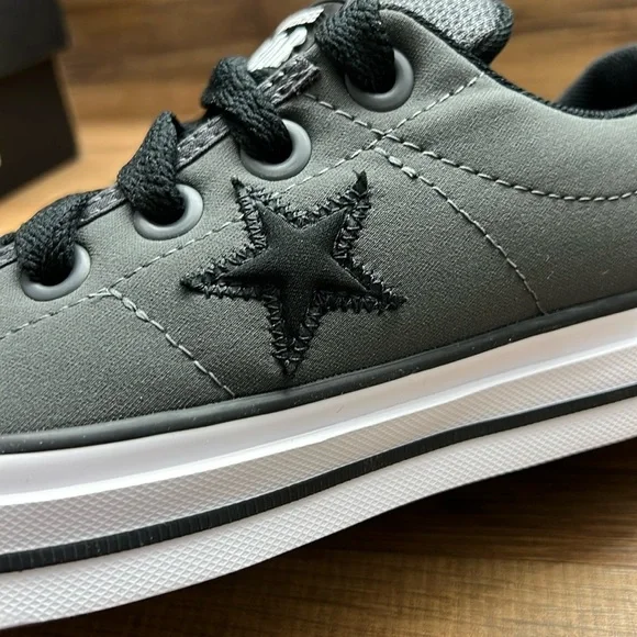 Converse Gray Low-Top Sneakers - Picture 6 of 8